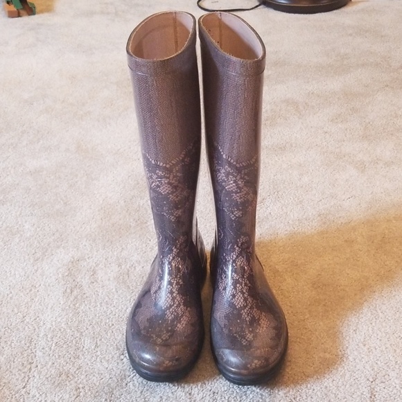 Valentino Shoes - Valentino Gray Lace Detail Rainboots size 35
